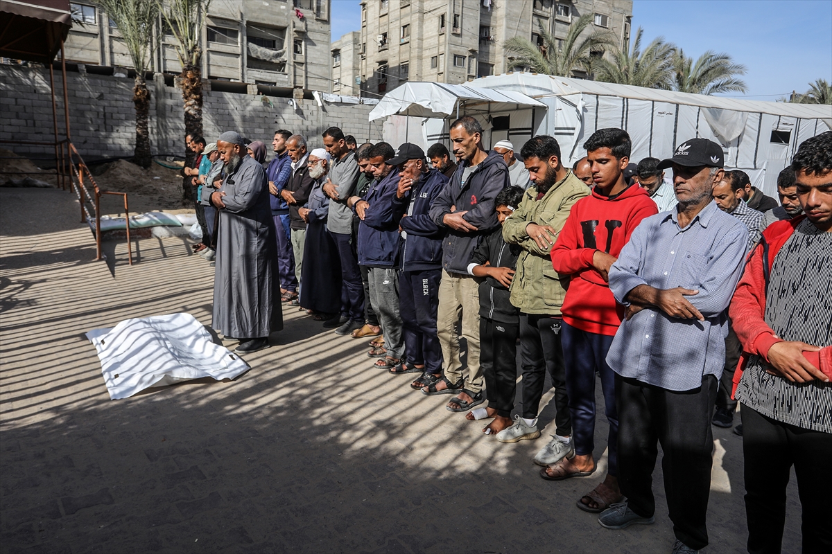 İsrail'in Gazze Şeridi'ne düzenlediği saldırılar sürüyor