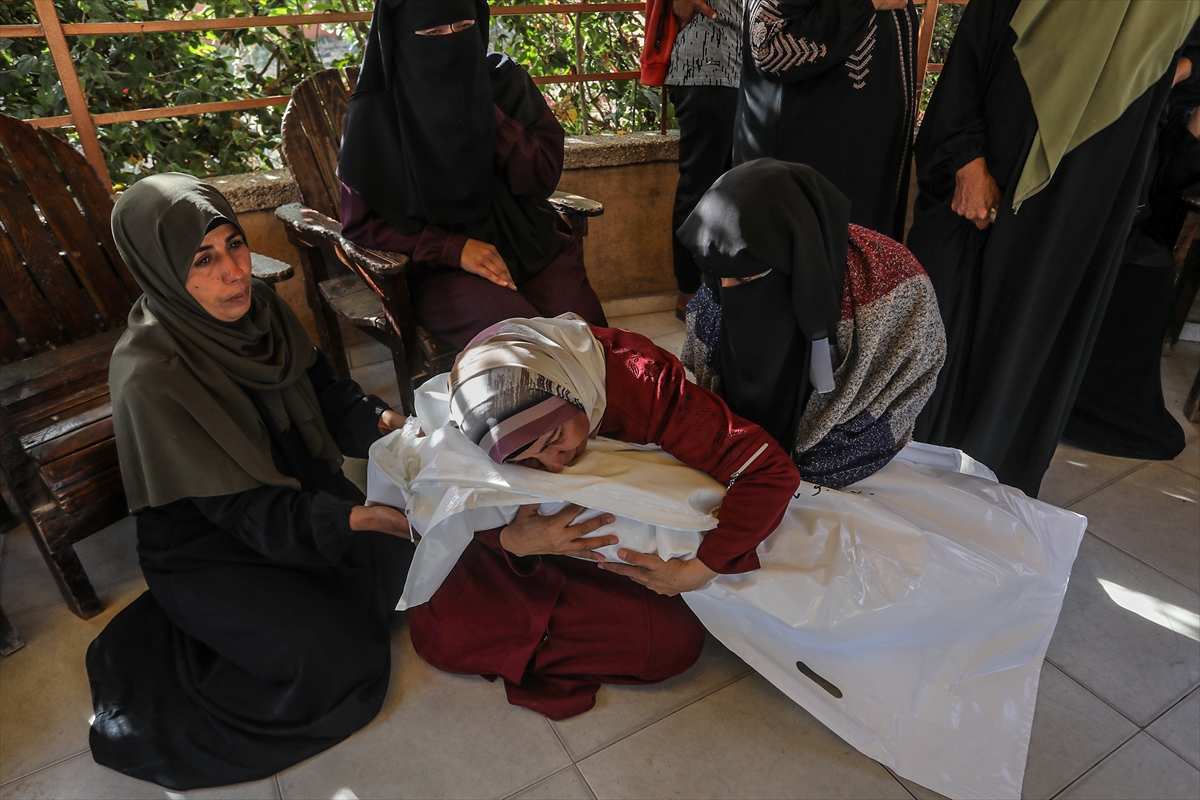 İsrail'in Gazze Şeridi'ne düzenlediği saldırılar sürüyor