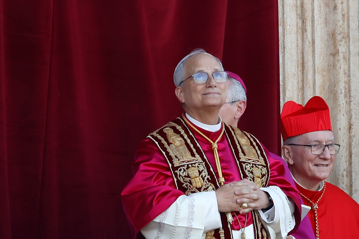 Yeni Papa’nın seçilmesiyle kutlamalar başladı