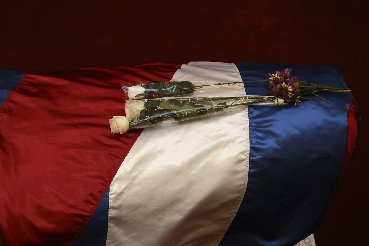 Uruguay'da hayatını kaybeden eski Devlet Başkanı Jose Mujica, defnedildi