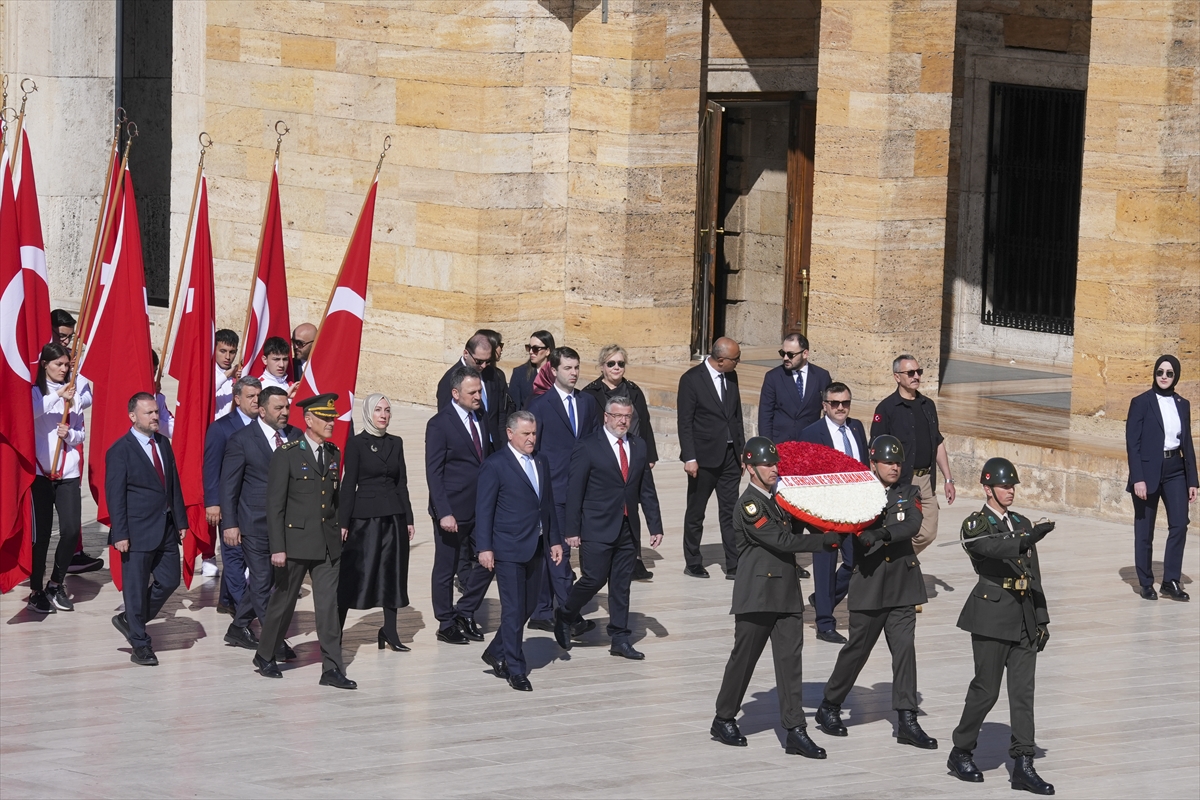 19 Mayıs coşkusu Anıtkabir’de yankılandı