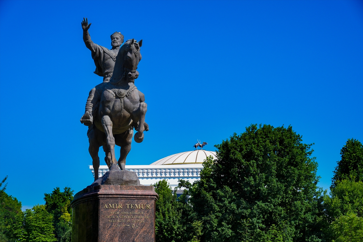 Özbekistan'nın tarihi kenti Taşkent'te günlük yaşam