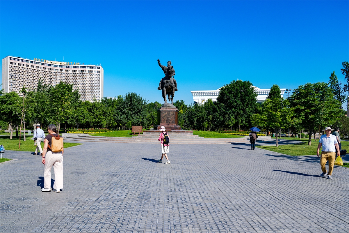 Özbekistan'nın tarihi kenti Taşkent'te günlük yaşam