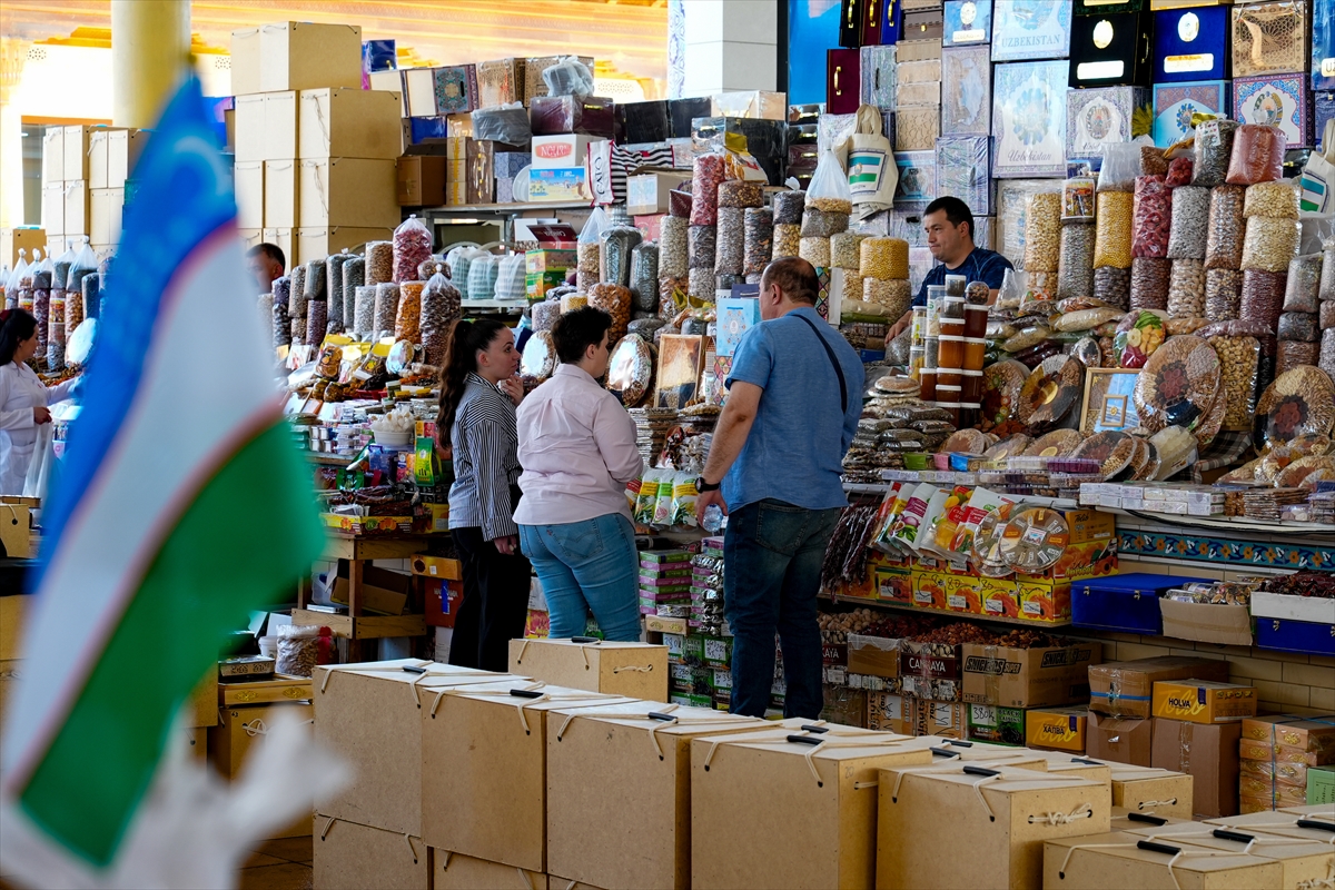 Özbekistan'nın tarihi kenti Taşkent'te günlük yaşam