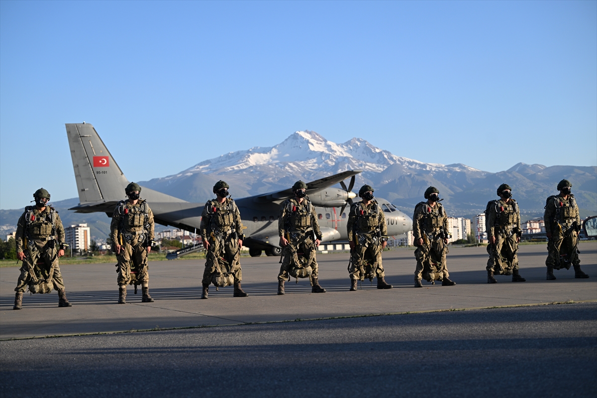 Mehmetçik 'Erciyes-2025' Tatbikatı'nda hünerlerini sergiledi