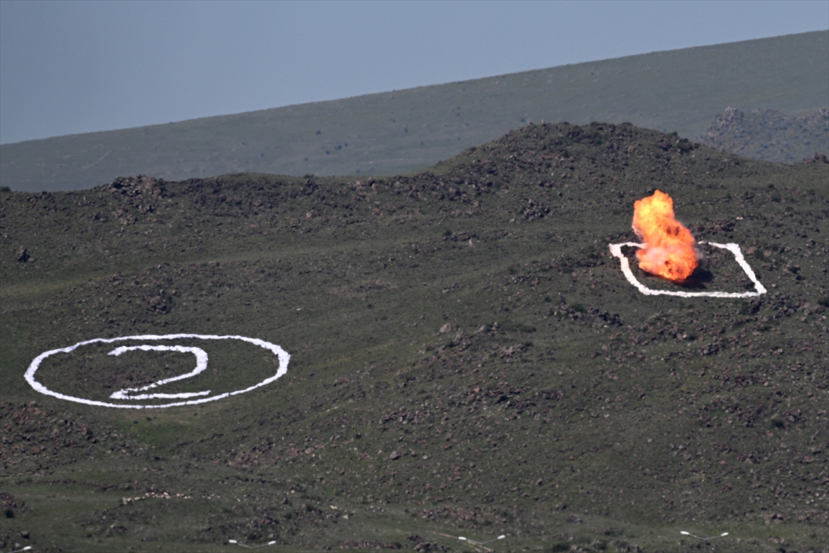 Mehmetçik 'Erciyes-2025' Tatbikatı'nda hünerlerini sergiledi