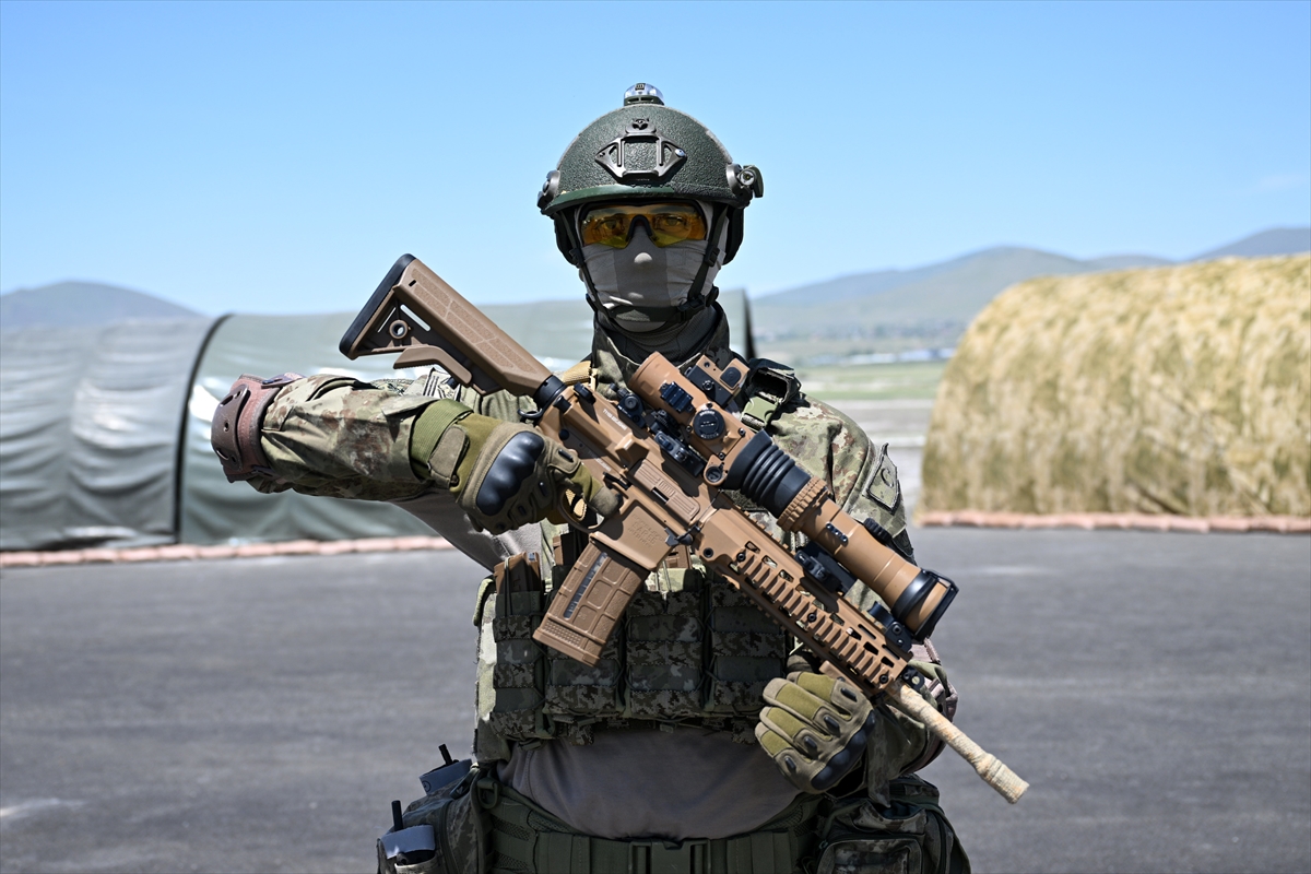 Mehmetçik 'Erciyes-2025' Tatbikatı'nda hünerlerini sergiledi