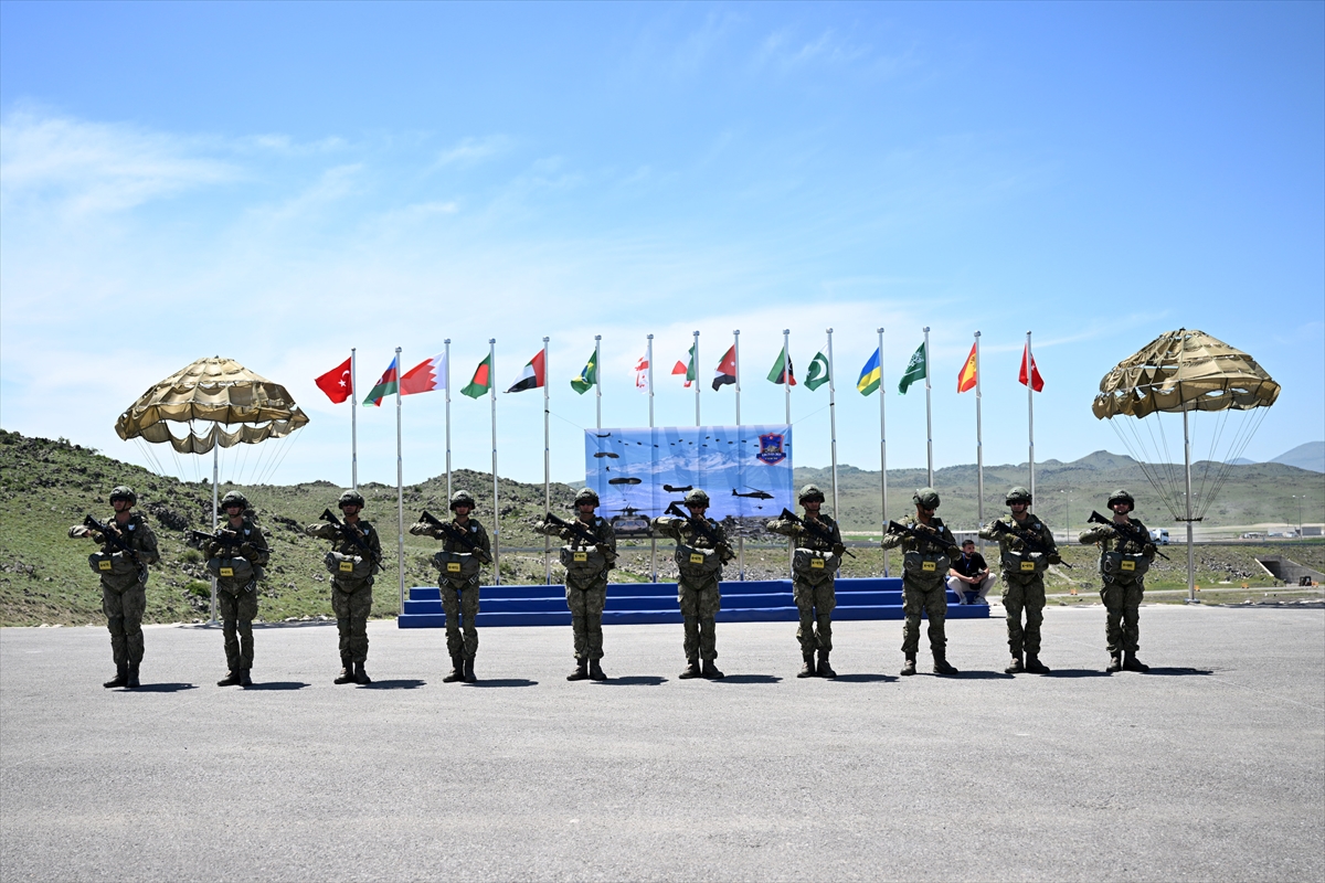 Mehmetçik 'Erciyes-2025' Tatbikatı'nda hünerlerini sergiledi