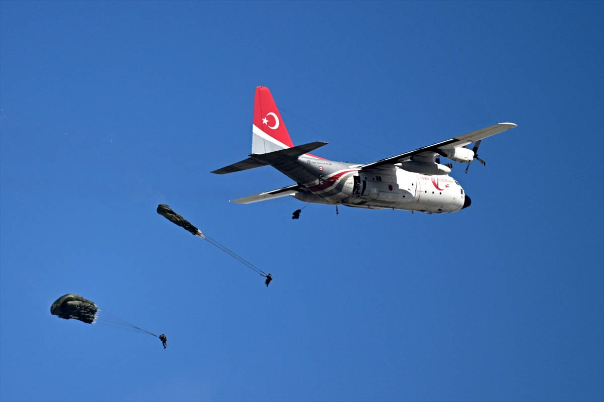 Mehmetçik 'Erciyes-2025' Tatbikatı'nda hünerlerini sergiledi