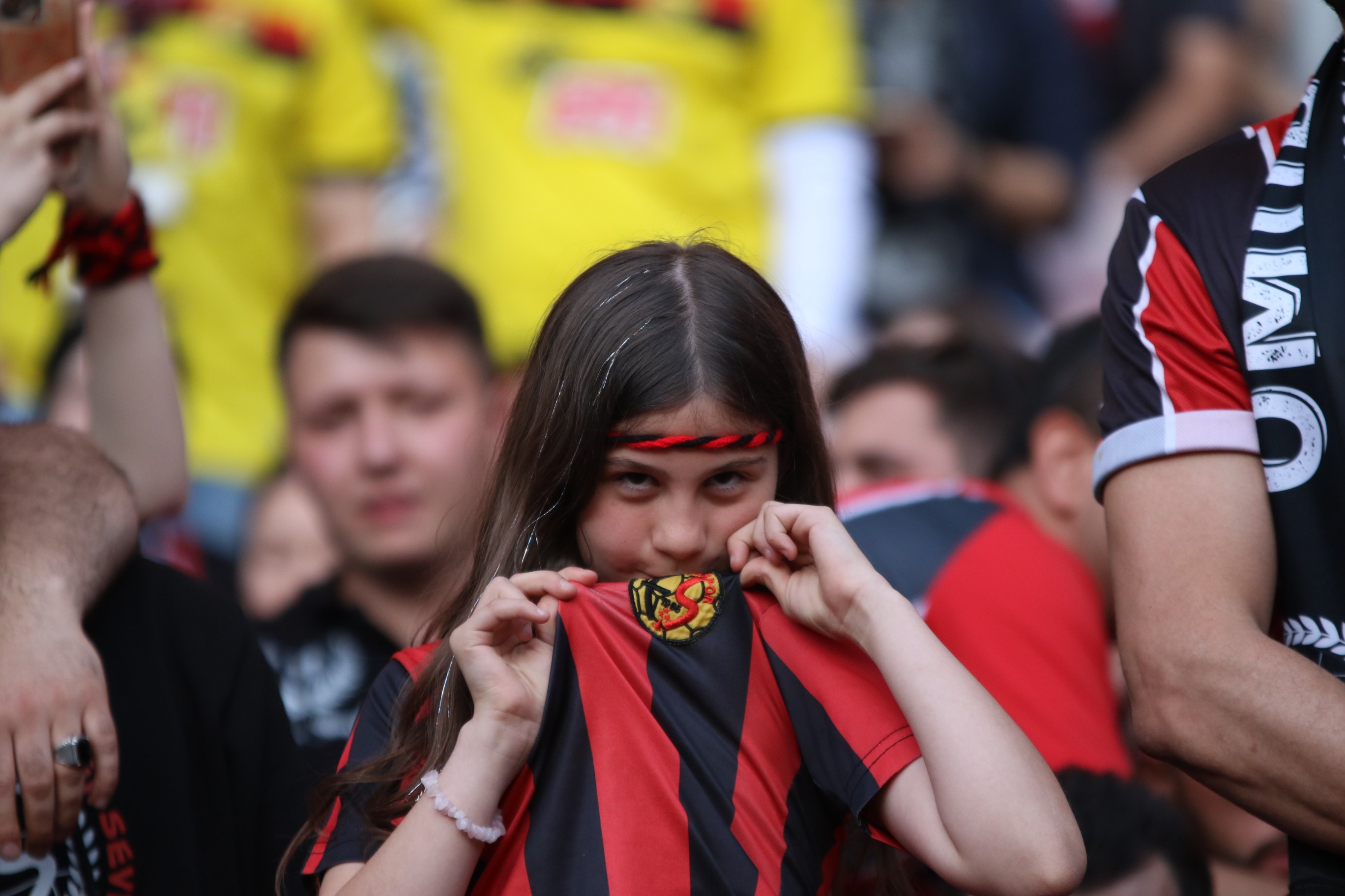 Eskişehirspor’un şampiyonluk coşkusu yeni stadyumda taçlandı