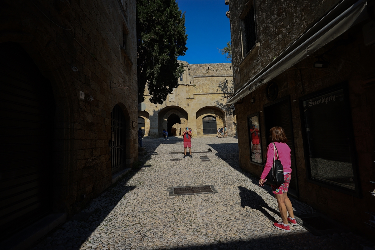 Rodos'taki Osmanlı mirası zamana direniyor