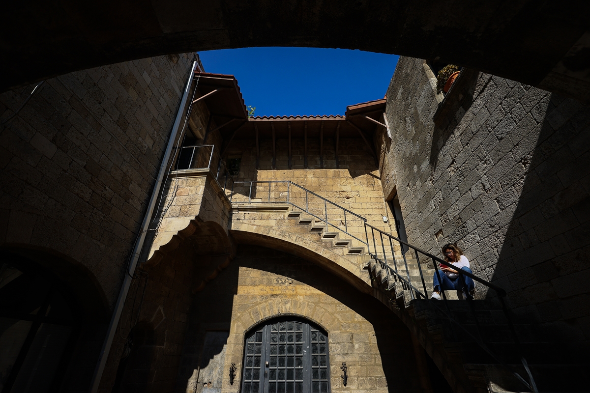 Rodos'taki Osmanlı mirası zamana direniyor