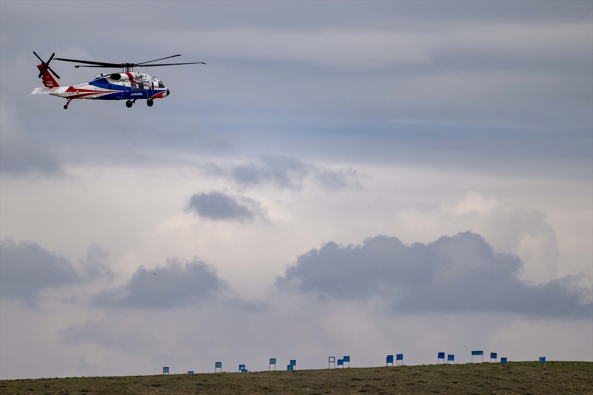 JÖAK keskin nişancılarının gökyüzünden suya nefes kesen görevi
