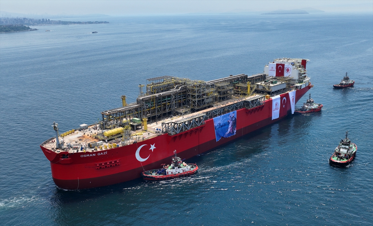 Türkiye'nin enerji bağımsızlığına dev adım: Osman Gazi yüzer platformu