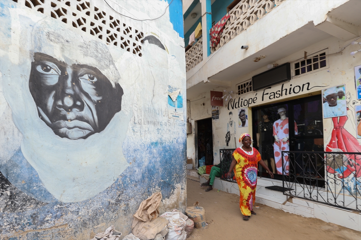 Dakar'ın renkli ve isyankar sokakları