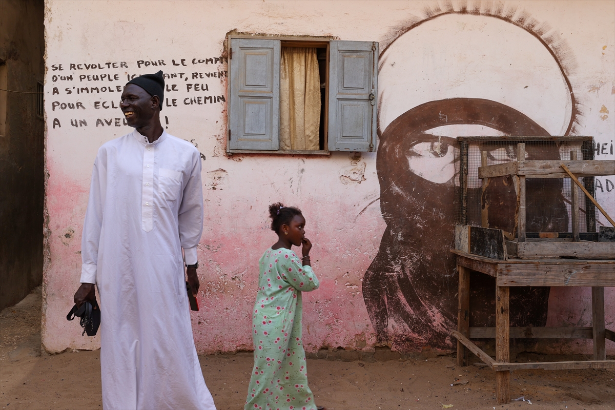 Dakar'ın renkli ve isyankar sokakları