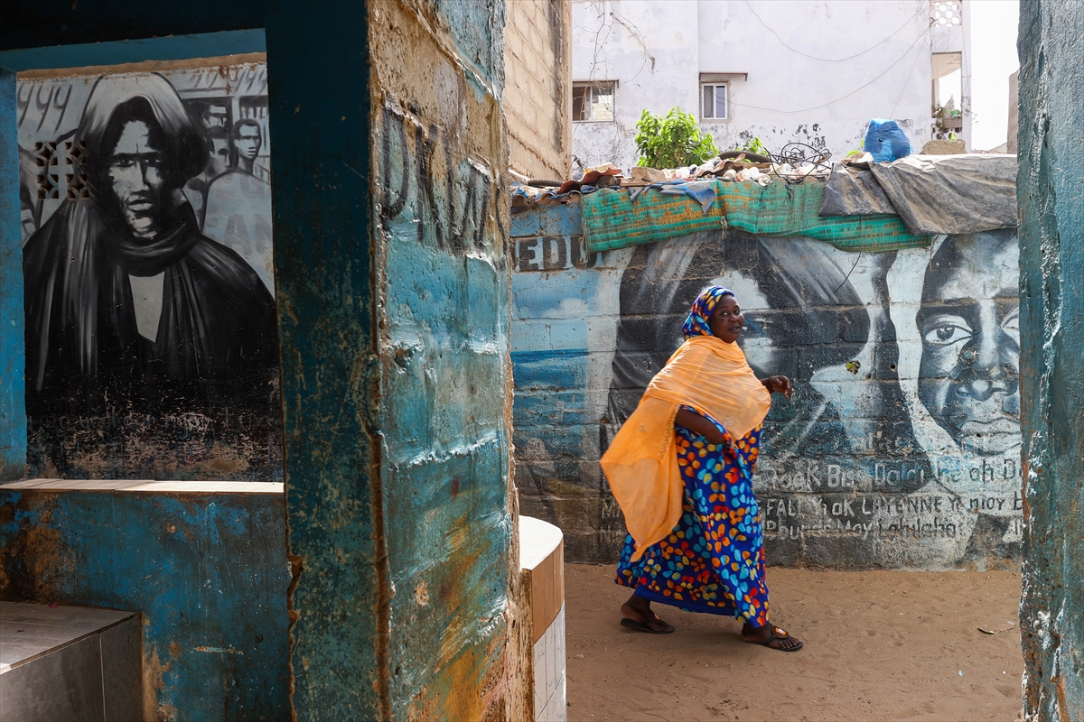 Dakar'ın renkli ve isyankar sokakları