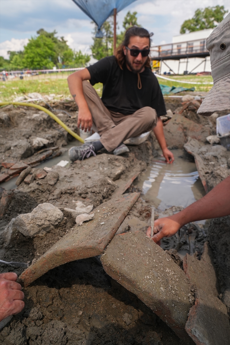 İznik’te 1700 Yıllık su altı bazilikası tarihe ışık tutuyor