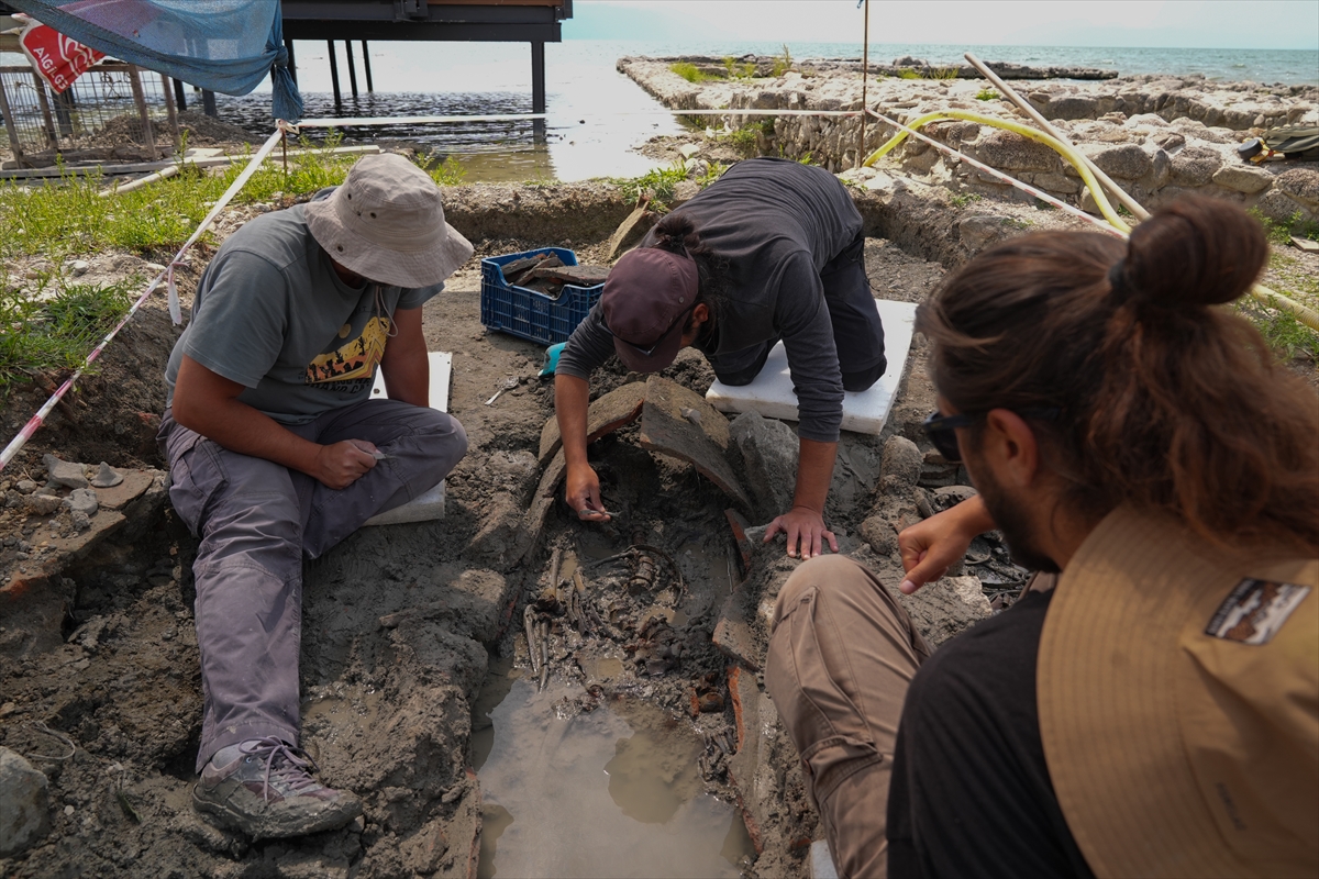 İznik’te 1700 Yıllık su altı bazilikası tarihe ışık tutuyor
