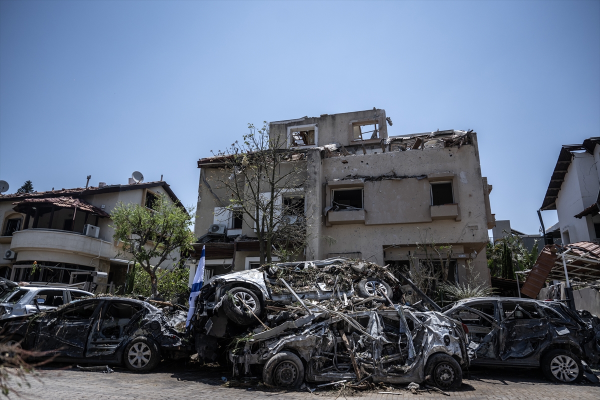 İran’ın misilleme füze atakları Tel Aviv’de hayatı felç etti