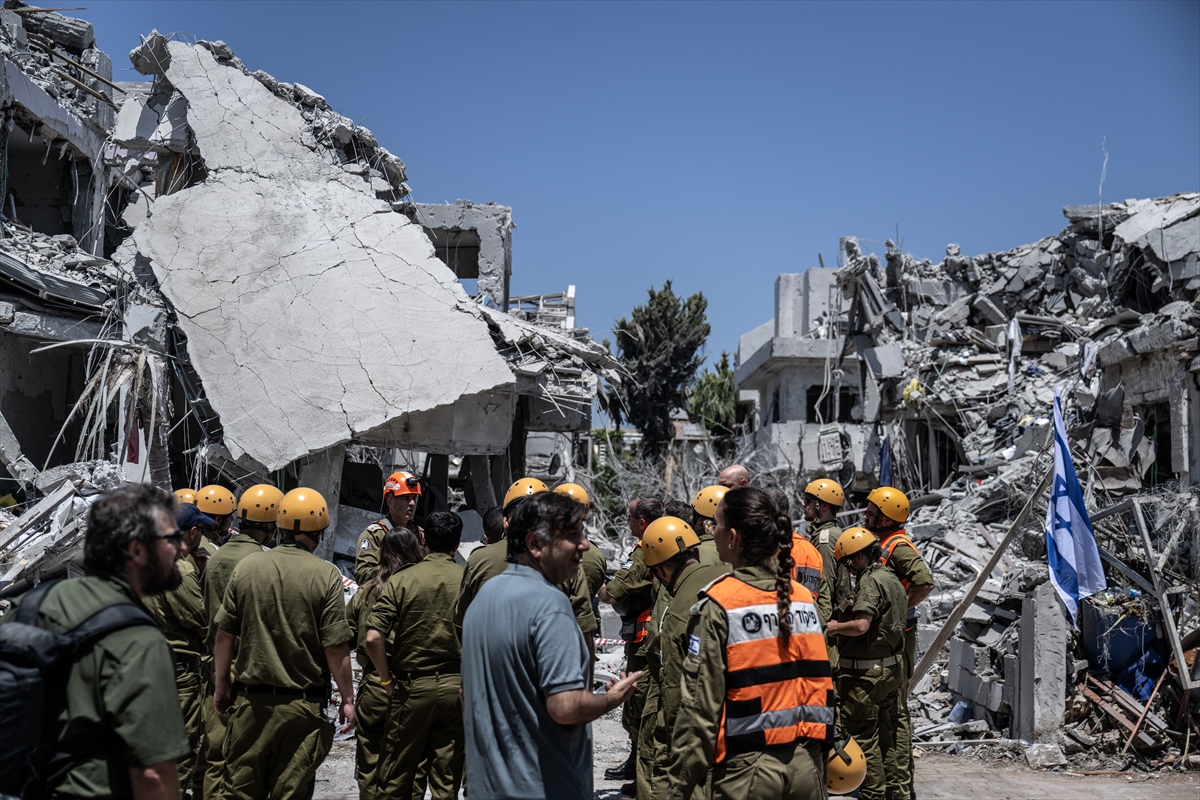 İran’ın misilleme füze atakları Tel Aviv’de hayatı felç etti