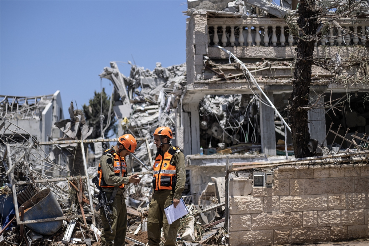 İran’ın misilleme füze atakları Tel Aviv’de hayatı felç etti