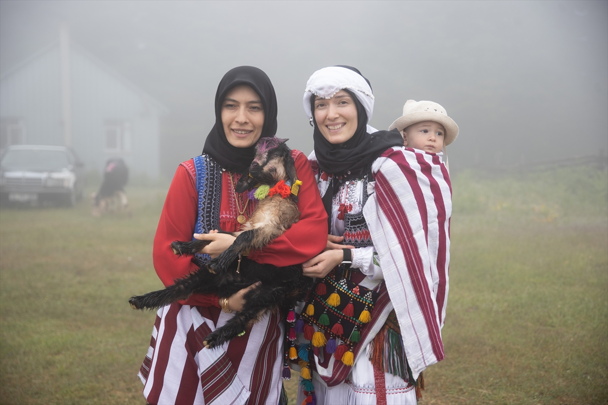 Sakarya'da besiciler geleneksel göçleri için 118'inci kez yola çıktı