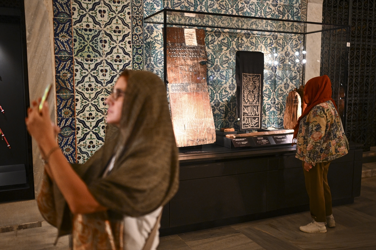 Topkapı Sarayı, gece turlarıyla ziyaretçilerini büyülüyor