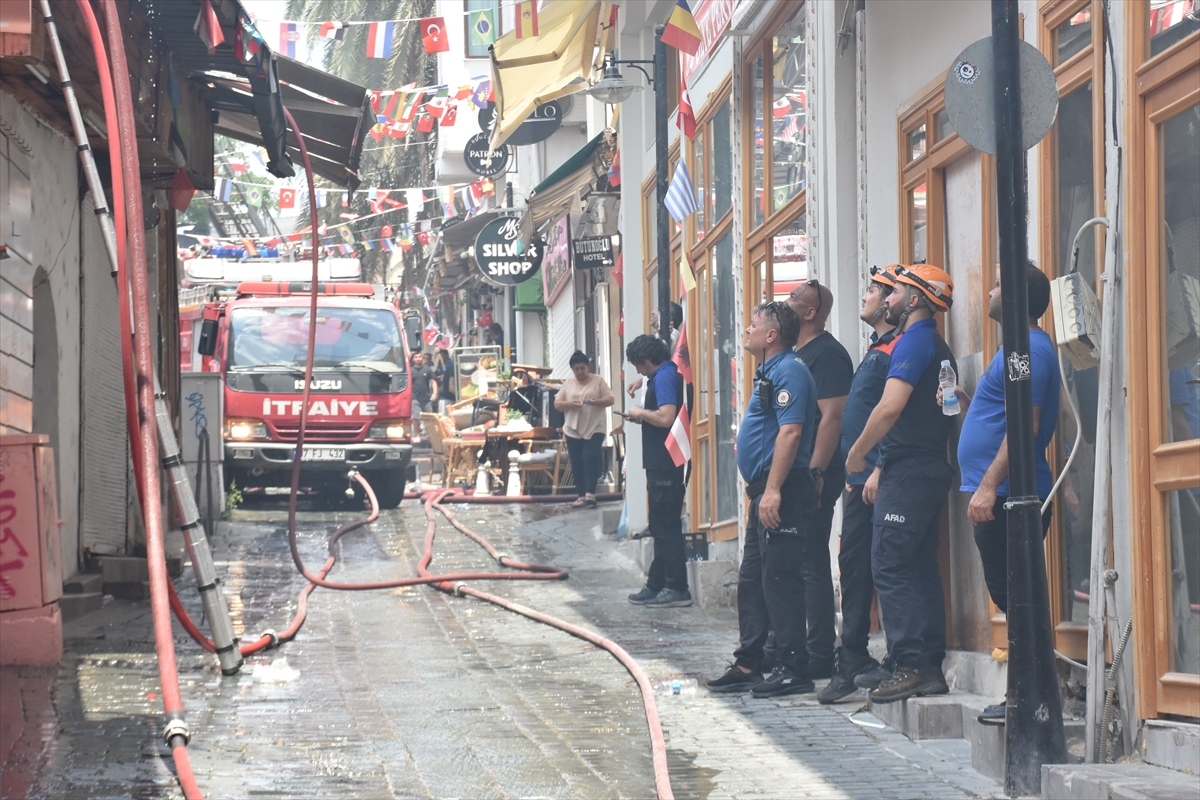 Türkiye’nin birçok noktasında orman yangınlarıyla mücadele devam ediyor