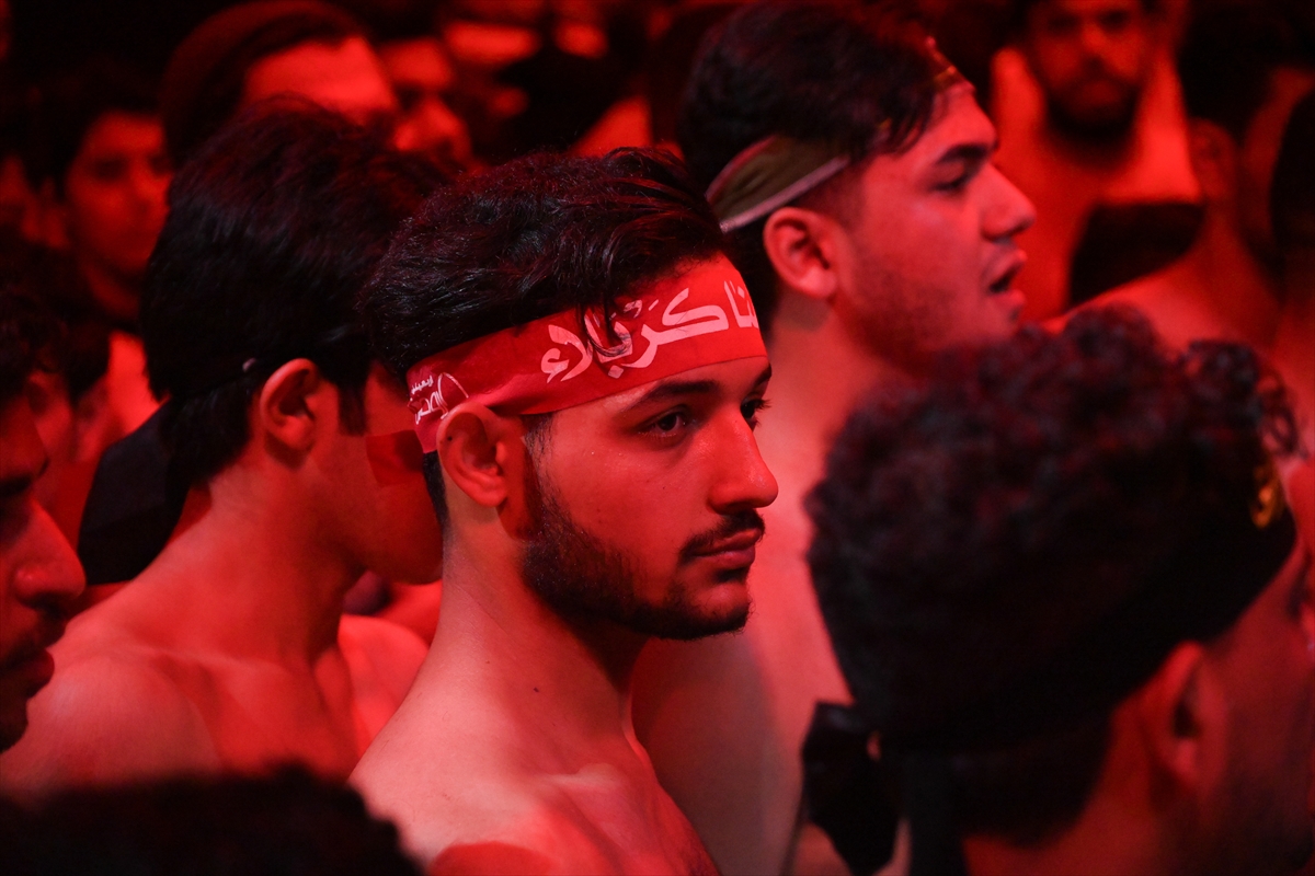 Irak'ta Hz. Hüseyin ve Kerbela Şehitleri için anma töreni