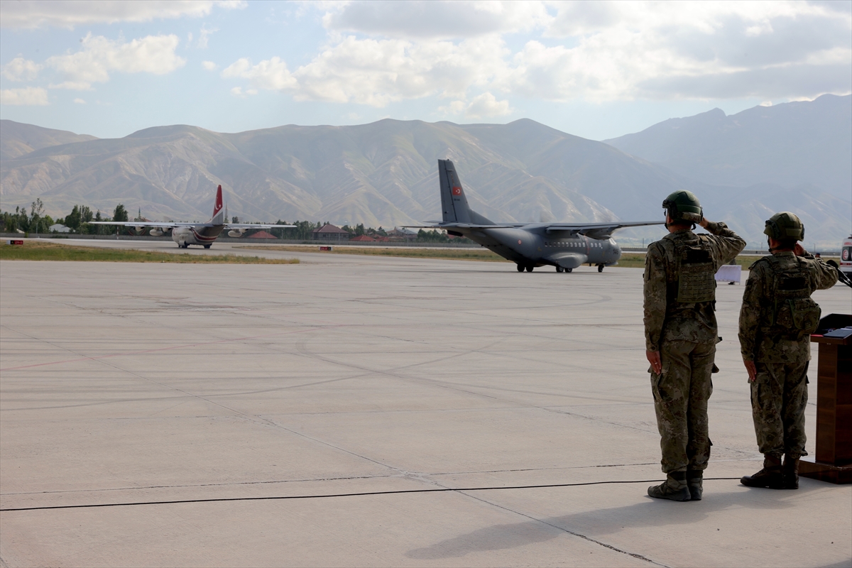 Pençe-Kilit Harekatı’nda şehit olan kahraman askerler son yolculuklarına uğurlandı