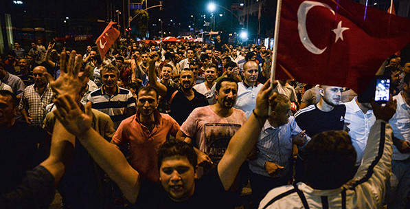 15 Temmuz: Bir milletin korkusuz mücadelesi