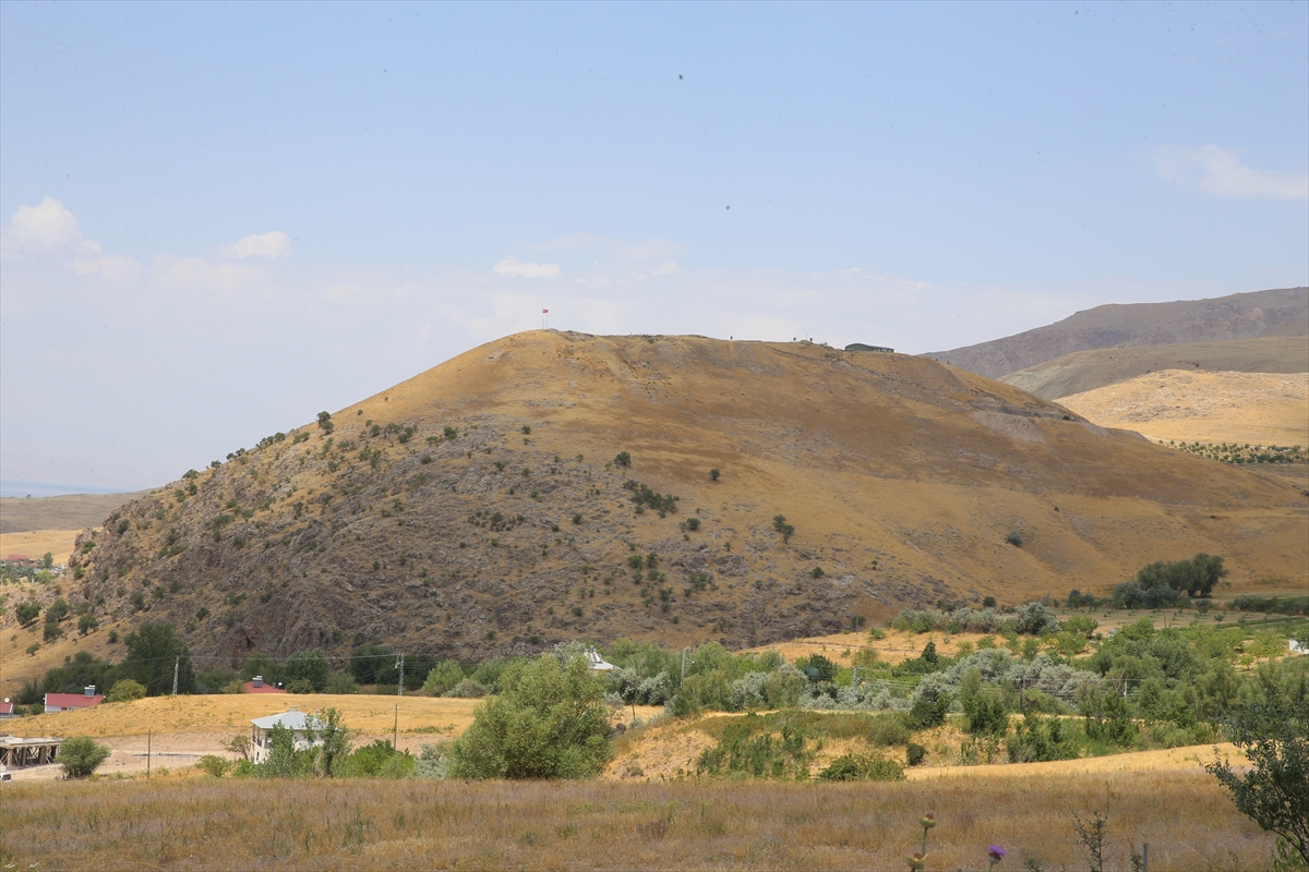 Ayanis Kalesi’nde Haldi Tapınağı’nın sırları bir bir çözülüyor