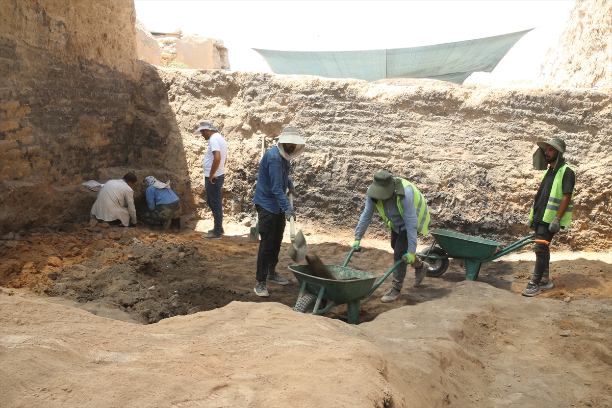 Ayanis Kalesi’nde Haldi Tapınağı’nın sırları bir bir çözülüyor