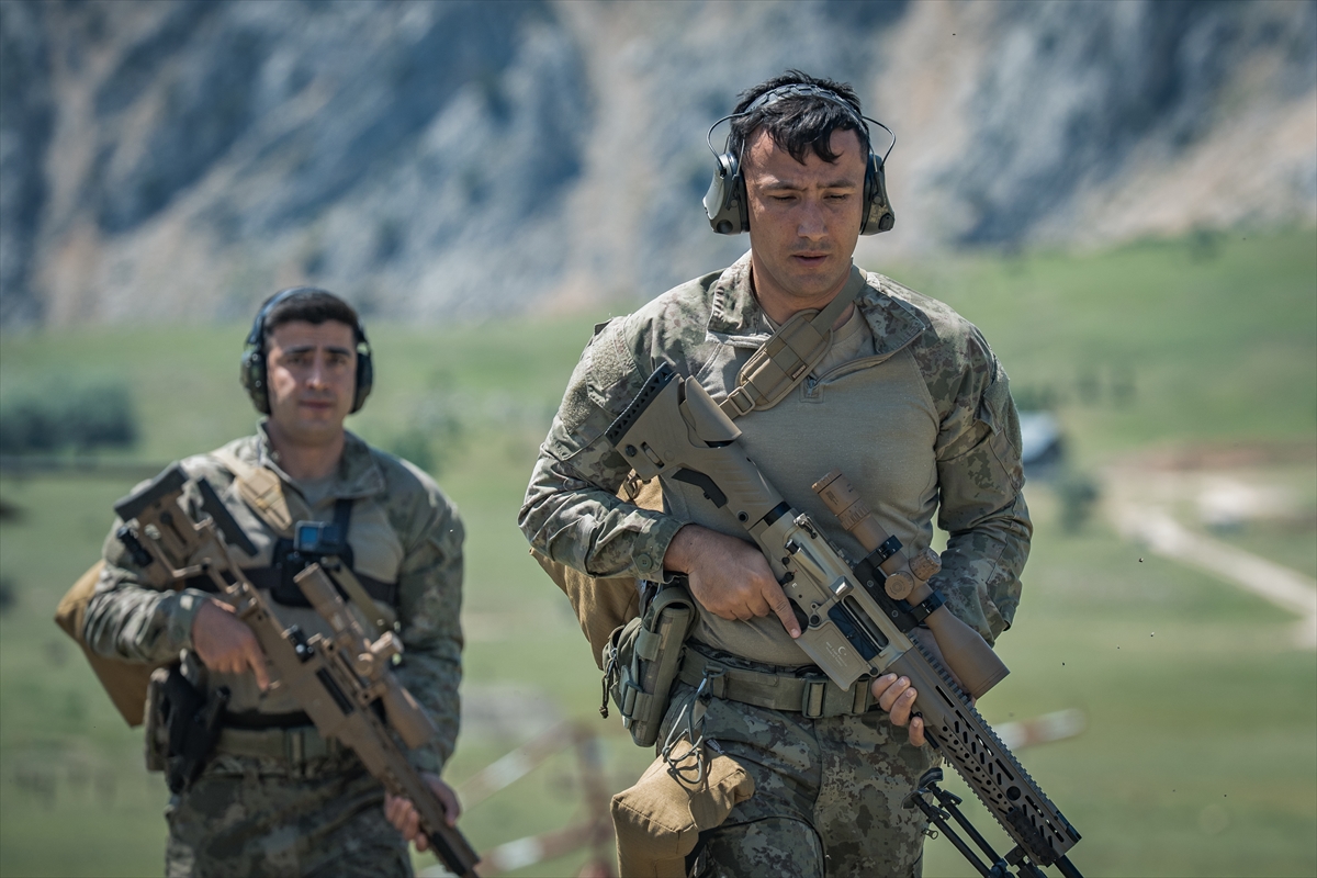 TSK'nın şampiyon keskin nişancıları, zorlu eğitimlerle göreve hazırlanıyor