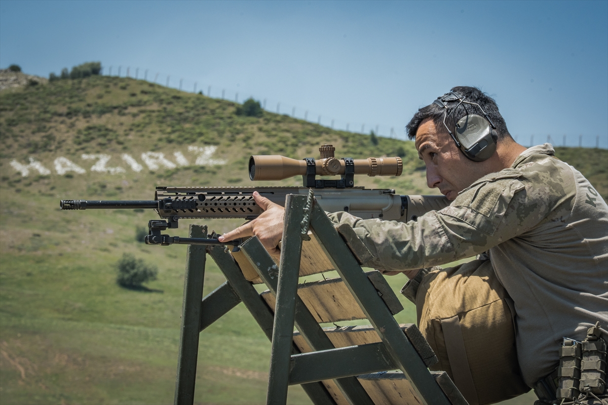 TSK'nın şampiyon keskin nişancıları, zorlu eğitimlerle göreve hazırlanıyor