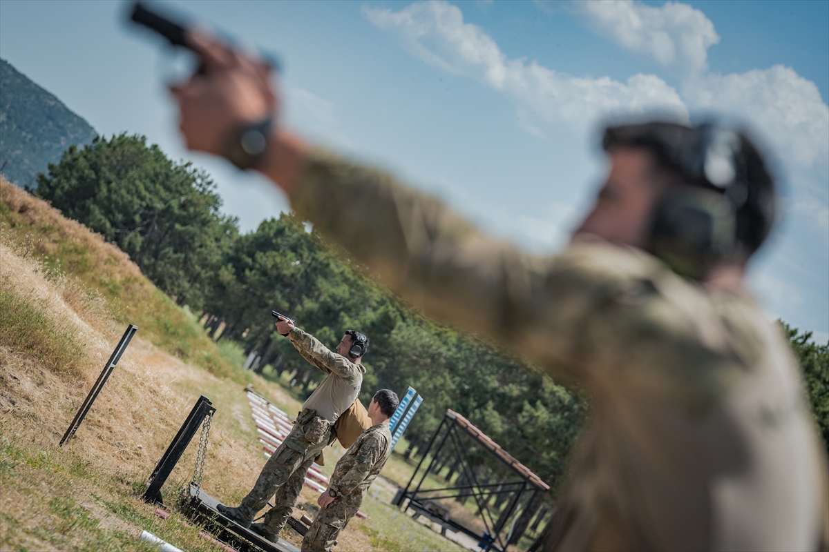 TSK'nın şampiyon keskin nişancıları, zorlu eğitimlerle göreve hazırlanıyor