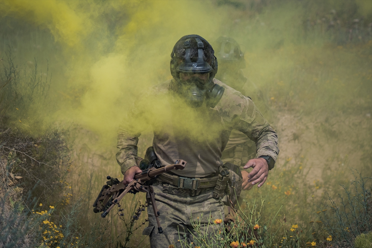 TSK'nın şampiyon keskin nişancıları, zorlu eğitimlerle göreve hazırlanıyor