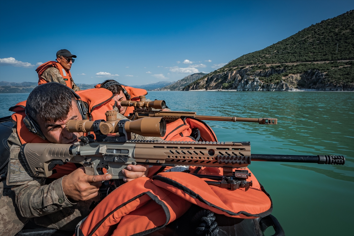 TSK'nın şampiyon keskin nişancıları, zorlu eğitimlerle göreve hazırlanıyor