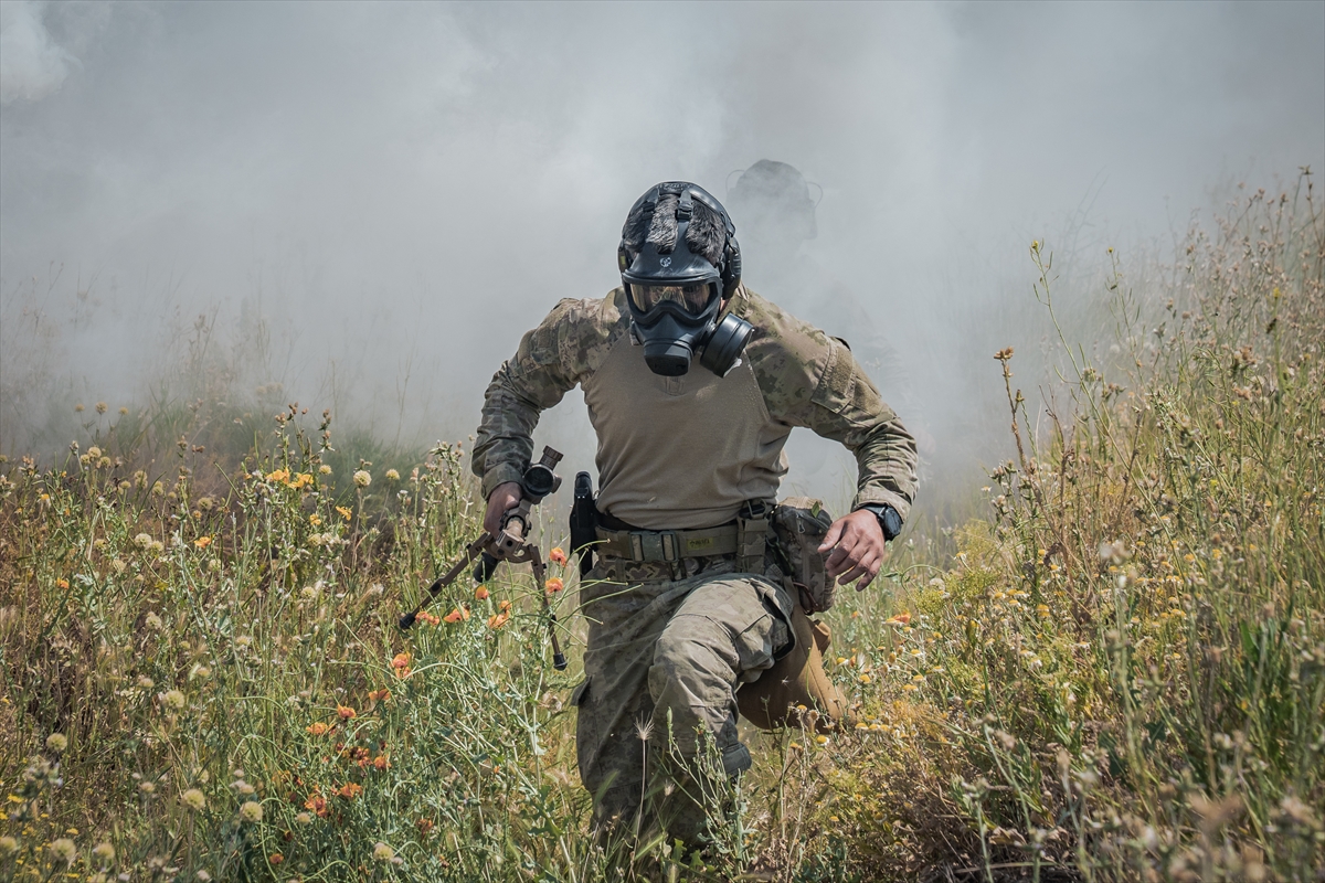 TSK'nın şampiyon keskin nişancıları, zorlu eğitimlerle göreve hazırlanıyor