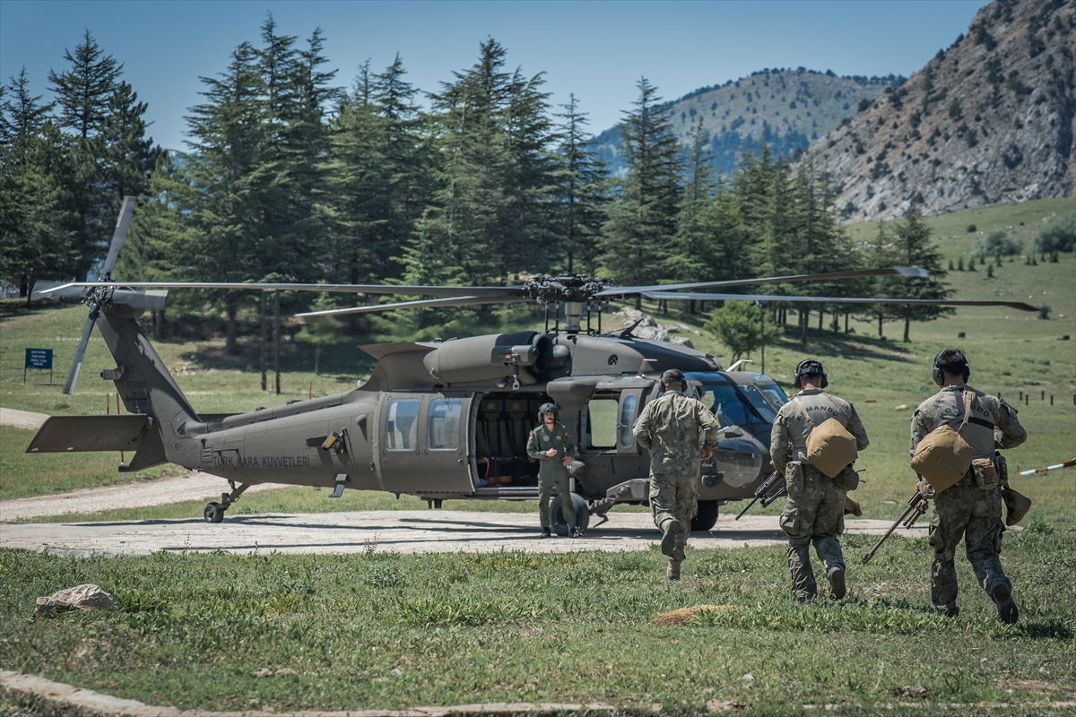 TSK'nın şampiyon keskin nişancıları, zorlu eğitimlerle göreve hazırlanıyor