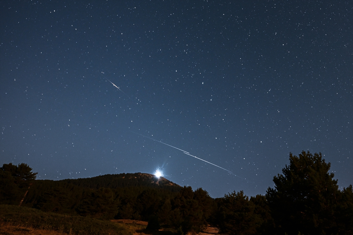 Yurt genelinde meteor yağmurundan büyüleyici kareler