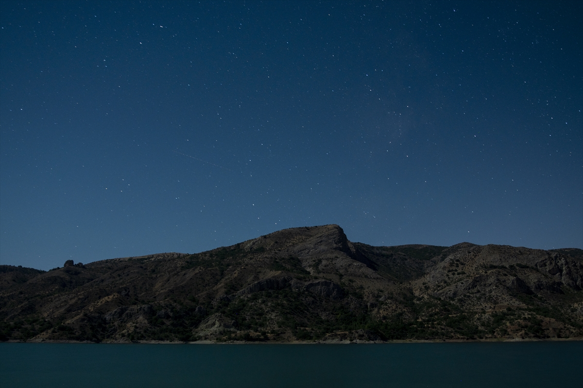 Yurt genelinde meteor yağmurundan büyüleyici kareler