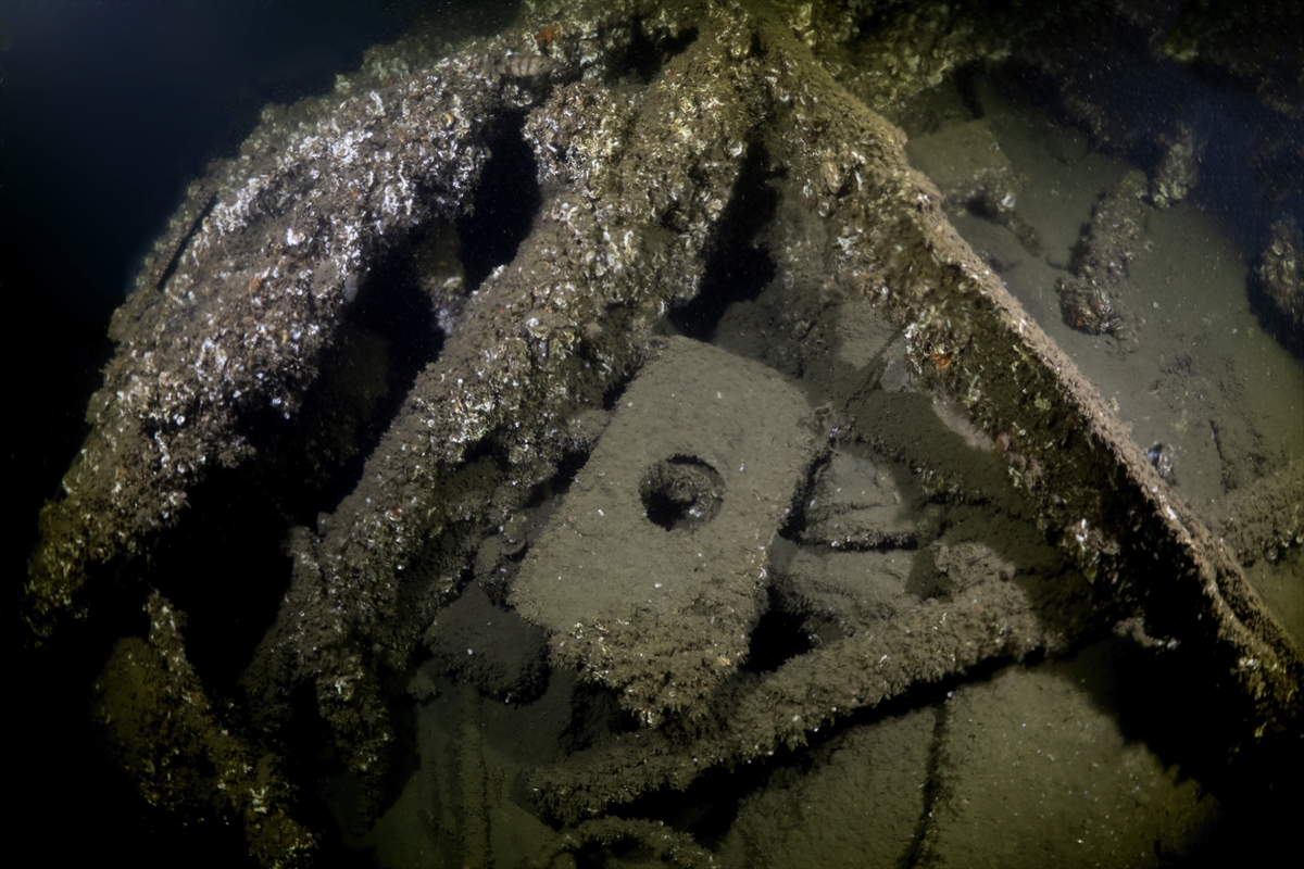 Marmara Depremi'nin su altındaki izleri