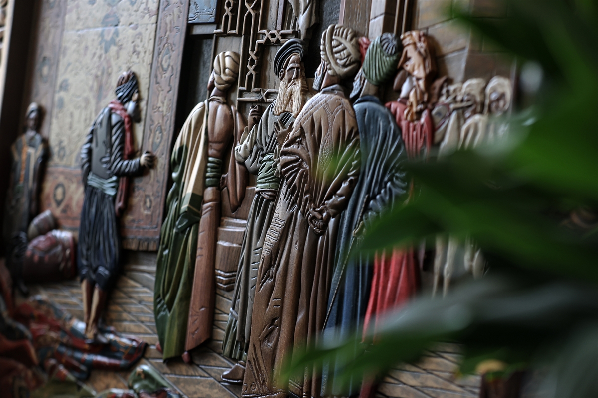 Türk usta, 'Neva' sanatıyla 3 boyutlu ahşap eserler üretiyor