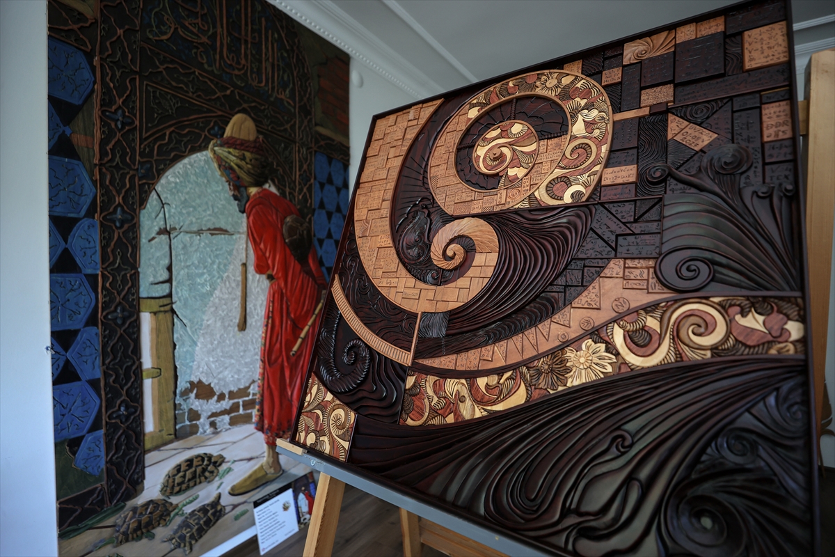 Türk usta, 'Neva' sanatıyla 3 boyutlu ahşap eserler üretiyor