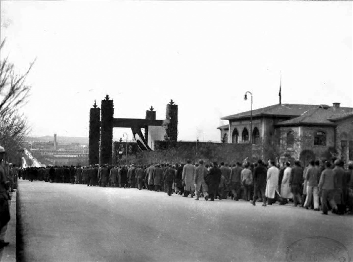 Saygıyla: Atatürk 87 yıl önce aramızdan ayrıldı