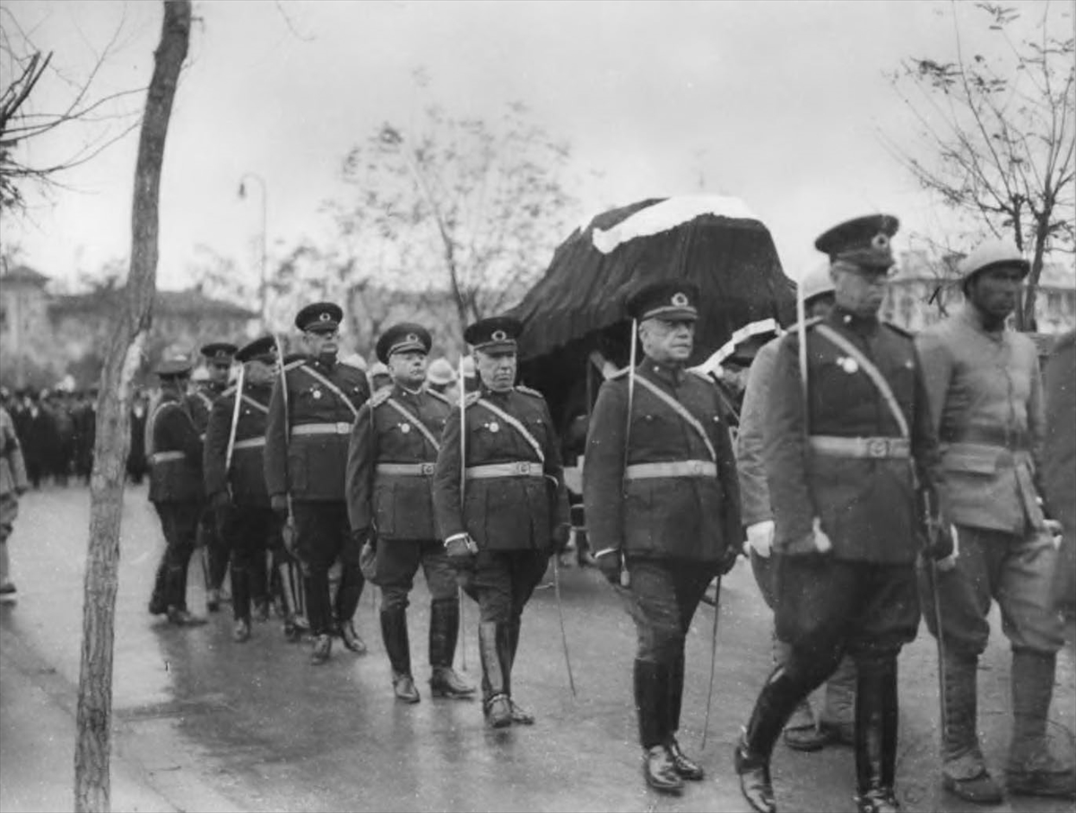 Saygıyla: Atatürk 87 yıl önce aramızdan ayrıldı