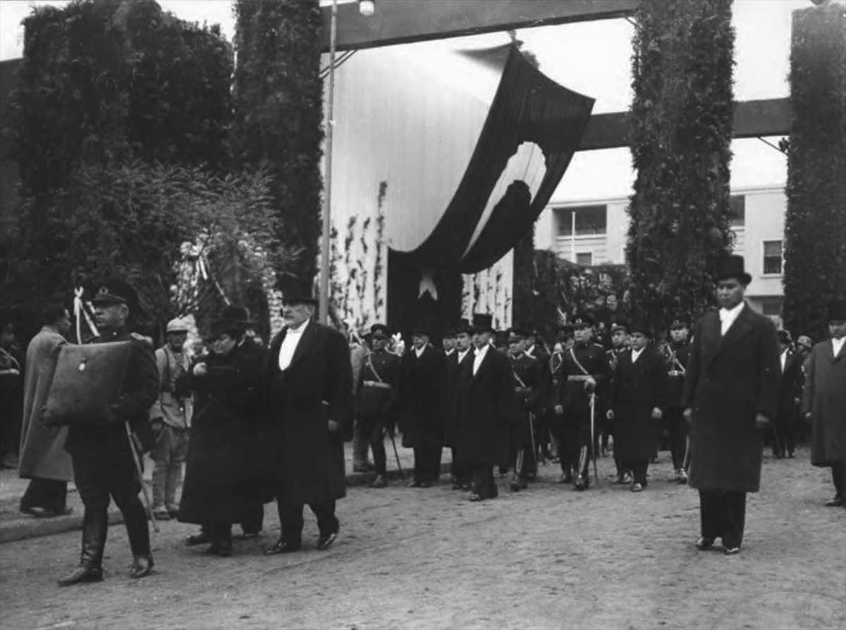 Saygıyla: Atatürk 87 yıl önce aramızdan ayrıldı