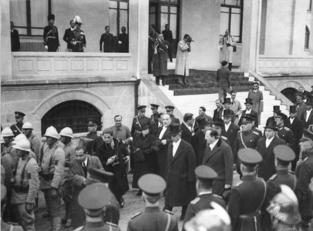 Saygıyla: Atatürk 87 yıl önce aramızdan ayrıldı